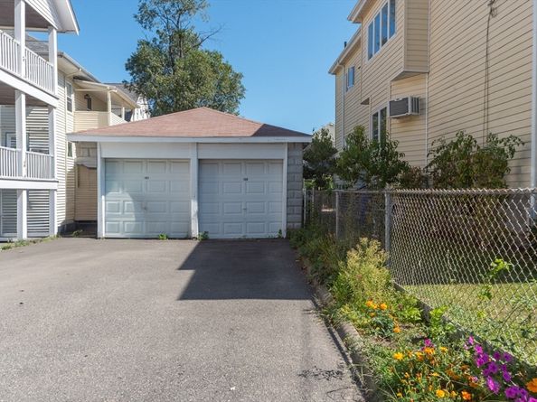 159 Central Ave 159, Medford MA 02155