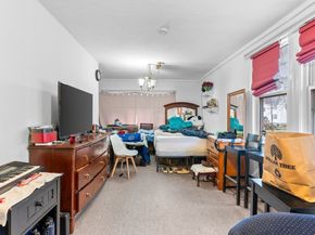 113 Elm Ave, Quincy MA 02170