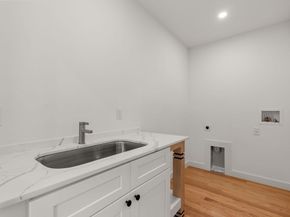 42 Woodbine Circle, Needham MA 02494