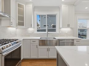 11 Ricker Ter 1, Newton MA 02458