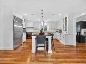 33 Lincoln St, Hingham MA 02043