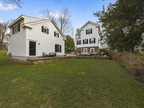 33 Lincoln St, Hingham MA 02043
