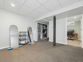 171 Whitins Rd, Sutton MA 01590