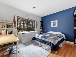 40 Lincoln Cir E, Andover MA 01810
