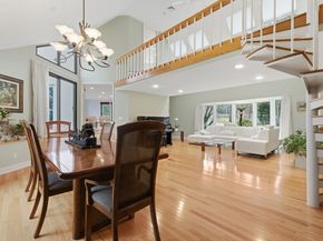 40 Lincoln Cir E, Andover MA 01810
