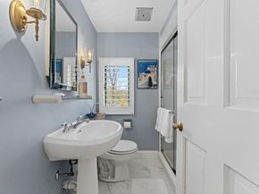 36 Kimlo Road, Wellesley MA 02481
