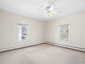 62 Thomas St, Belmont MA 02478