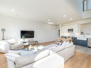 78 Fort Avenue 78, Boston MA 02119