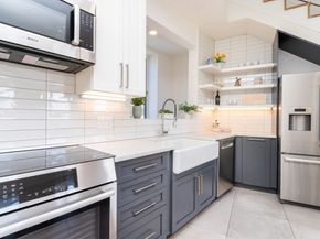 78 Fort Avenue 78, Boston MA 02119