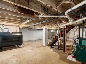 37 Wells St 37, Oxford MA 01542