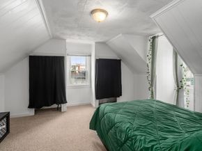 2 Pond St, Uxbridge MA 01569
