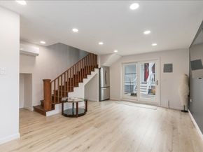 18 Sherman Pl, Woburn MA 01801