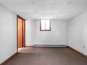 2 A Nonquit Street A, Worcester MA 01604