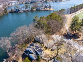 2 A Nonquit Street A, Worcester MA 01604