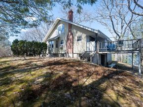 2 A Nonquit Street A, Worcester MA 01604