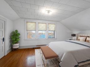 2 A Nonquit Street A, Worcester MA 01604