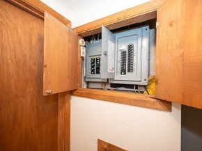 2 A Nonquit Street A, Worcester MA 01604