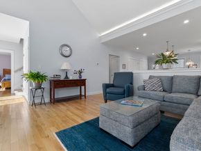 18 Primrose Ln 18, Ipswich MA 01938