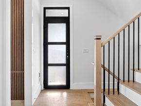 10 Pennsylvania Ave 1, Newton MA 02461