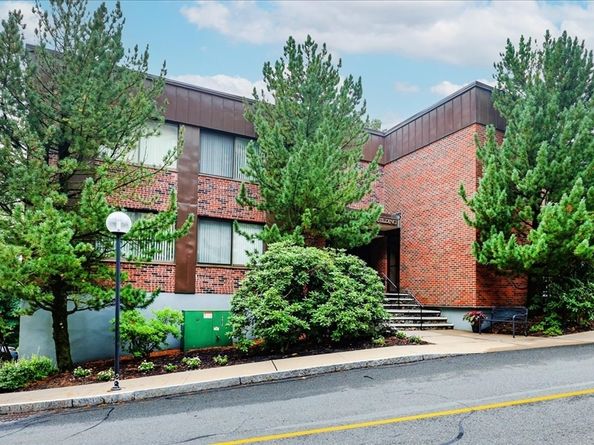 1008 Paradise Road 3N, Swampscott MA 01907