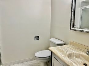 1008 Paradise Road 3N, Swampscott MA 01907