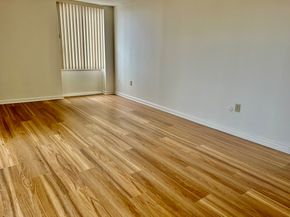 1008 Paradise Road 3N, Swampscott MA 01907