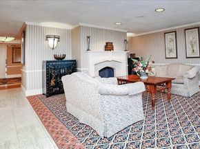1008 Paradise Road 3N, Swampscott MA 01907
