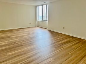 1008 Paradise Road 3N, Swampscott MA 01907