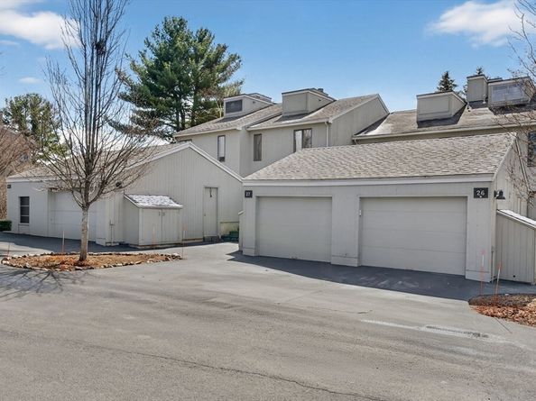 27 Mill Pond 27, North Andover MA 01845