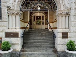4 Charlesgate E 201, Boston MA 02215