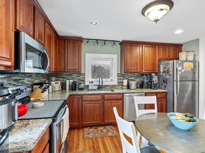 78 Main Street, Upton MA 01568
