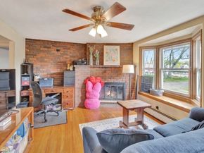 69 Appleton St, Saugus MA 01906