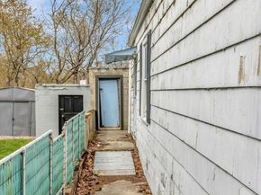 69 Appleton St, Saugus MA 01906