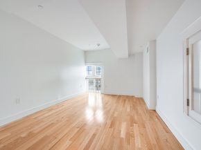 52 Sanborn 7, Reading MA 01867