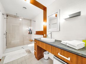23 Inverness Rd, Wellesley MA 02481