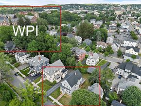 10 Trowbridge Rd, Worcester MA 01609