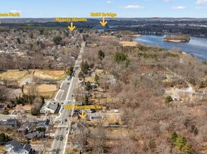 438 Merrimac St., Newburyport MA 01950