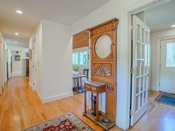 438 Merrimac St., Newburyport MA 01950