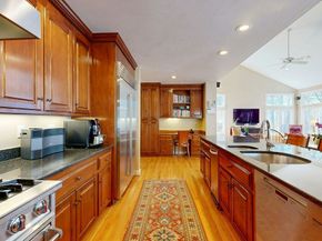 215 Causeway St, Medfield MA 02052