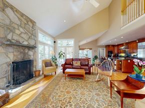 215 Causeway St, Medfield MA 02052