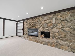 49 Algonquin Rd, Canton MA 02021