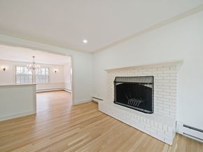 49 Algonquin Rd, Canton MA 02021