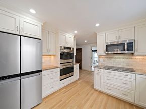 49 Algonquin Rd, Canton MA 02021