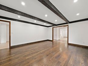 49 Algonquin Rd, Canton MA 02021