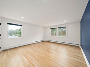 49 Algonquin Rd, Canton MA 02021