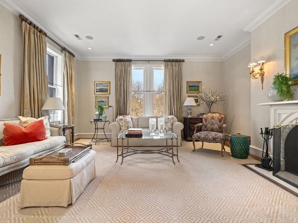 36 Commonwealth Avenue PH, Boston MA 02116