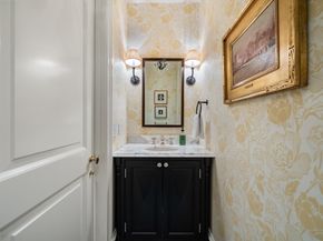 36 Commonwealth Avenue PH, Boston MA 02116