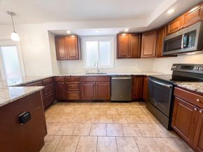 5 Tracy Ann Dr, Grafton MA 01536