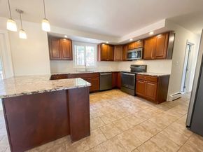 5 Tracy Ann Dr, Grafton MA 01536