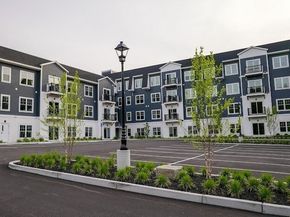 485 Blue Hills Parkway 23, Milton MA 02186